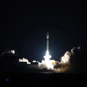 geely 04 uydu grubu uzaya gonderildi eBBnuHWF