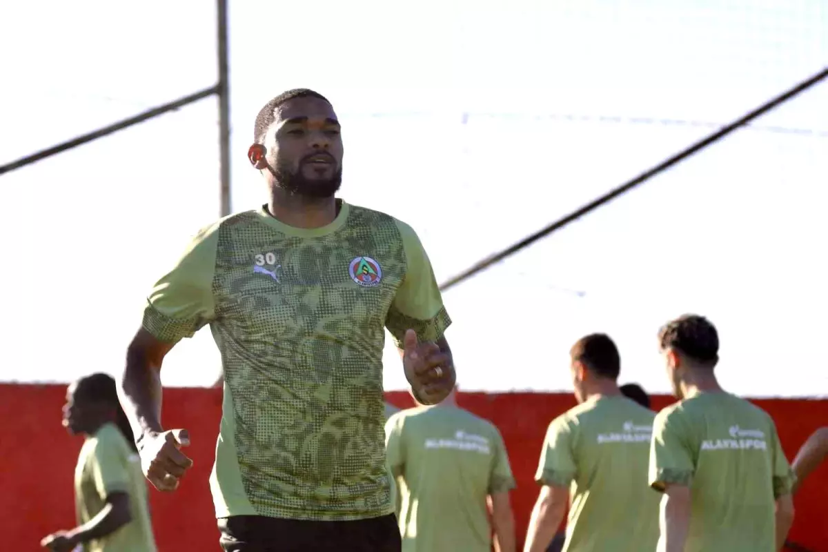 alanyaspor fenerbahce macina hazir z13ZriVY