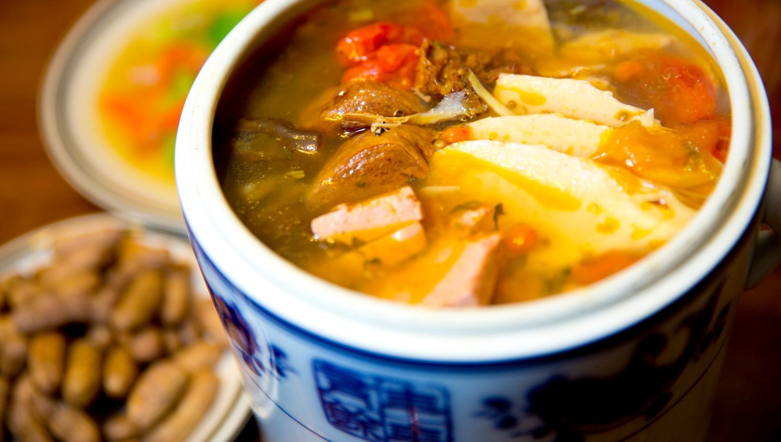 cinde corba skandali tuvaletini yapan iki gence binlerce dolar ceza nUD2nvAi