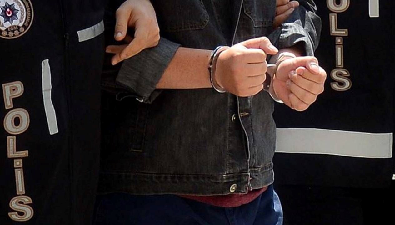 fetonun emniyet yapilanmasina operasyon 16 gozalti B6x61HQk