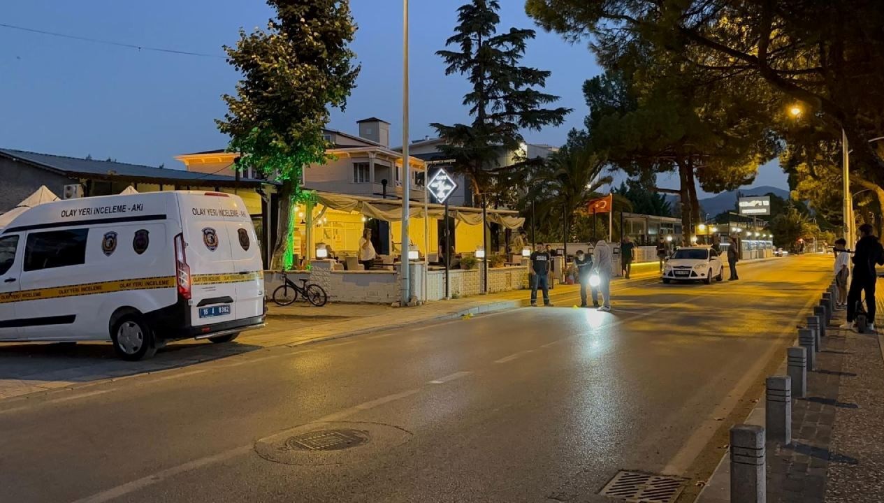 iznikte kafeye silahli saldiri 1 yarali a7DFY66d