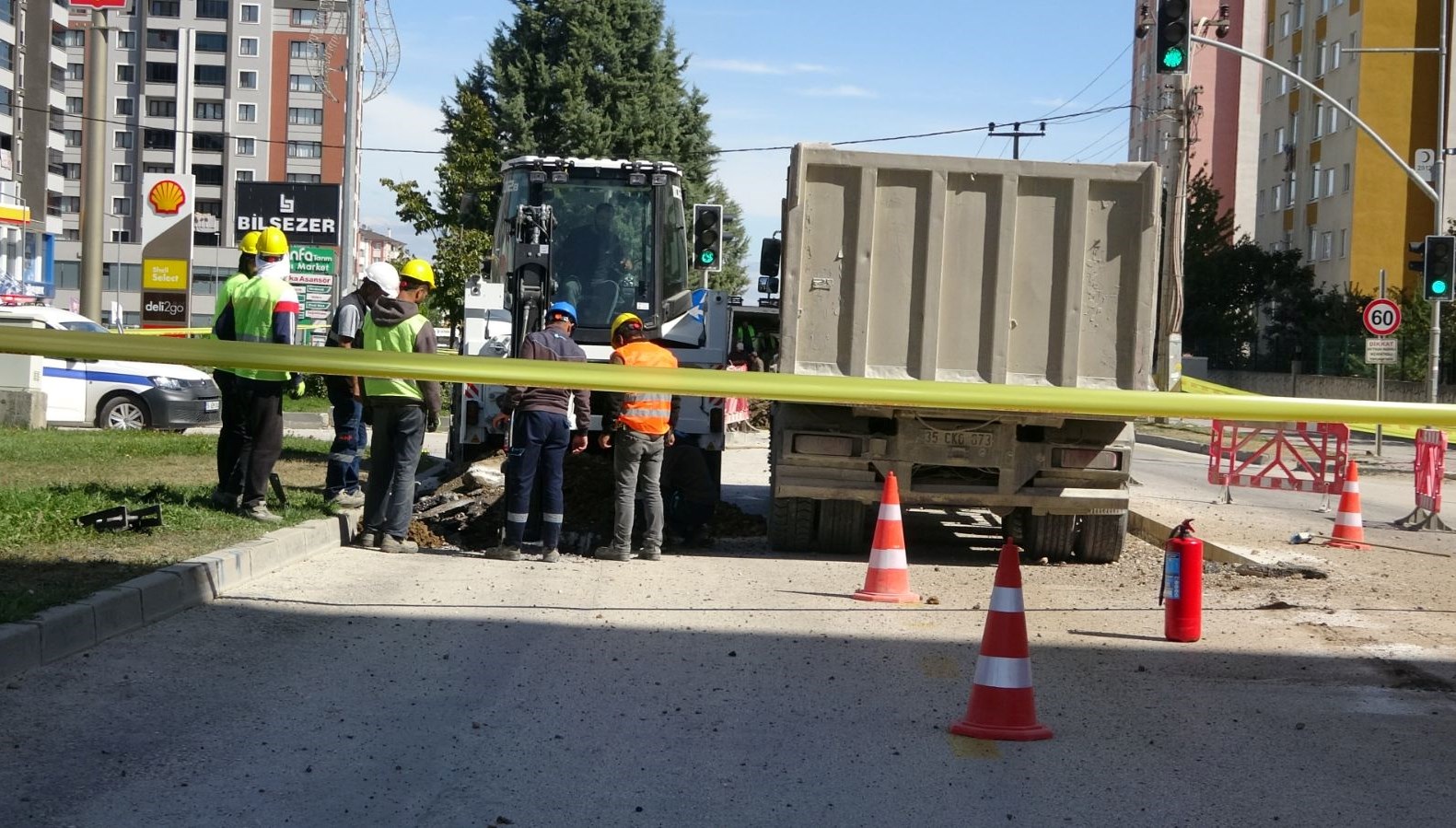 kazi sirasinda dogalgaz borusu patladi aEdEe2Cd