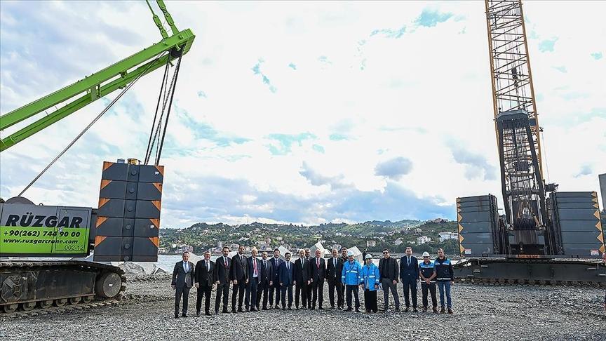 bakan uraloglu iyidere lojistik limaninda incelemede bulundu QG5c5SNW