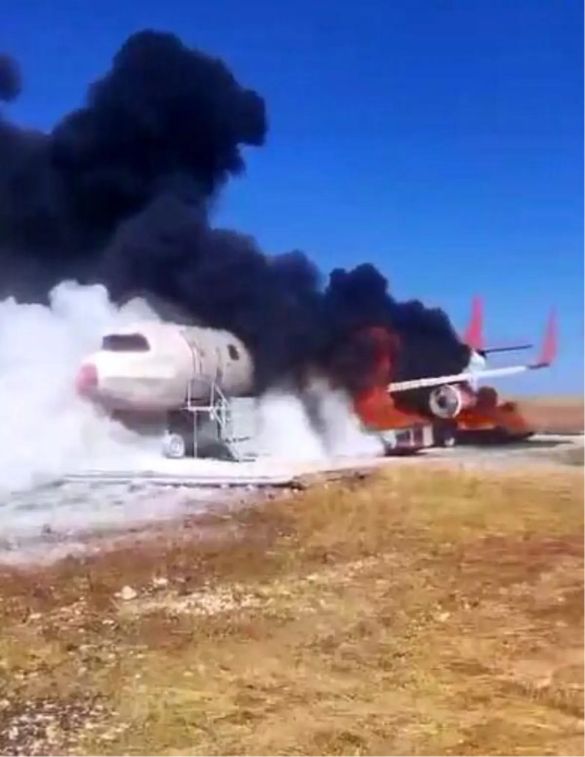 sanliurfa havalimaninda acil durum tatbikati RIfZOaXz.jpg