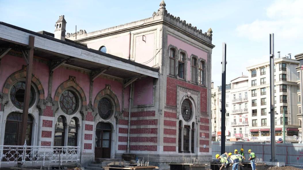 sirkeci gari restorasyonunda toplu isten cikarma wE3DEGVt.jpg