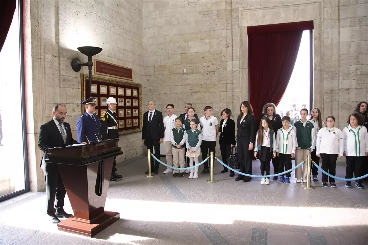 doga koleji ataturku anma ziyareti rP165lTA.jpg