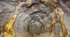 dagin-altinda-424-milyar-dolarlik-devasa-hazine-bulundu-kulce-kulce-servet-fiskiriyor-CNCIYyxb