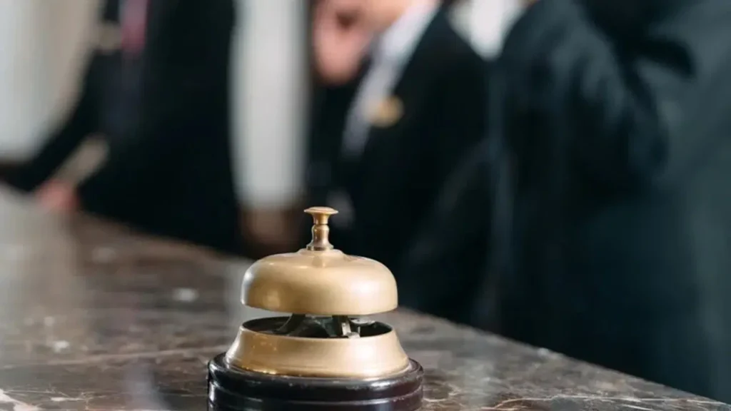 guven-endekslerinde-nisan-tablosu-insaatta-toparlanma-hizmet-ve-perakendede-dusus-Z5FZ79Tj