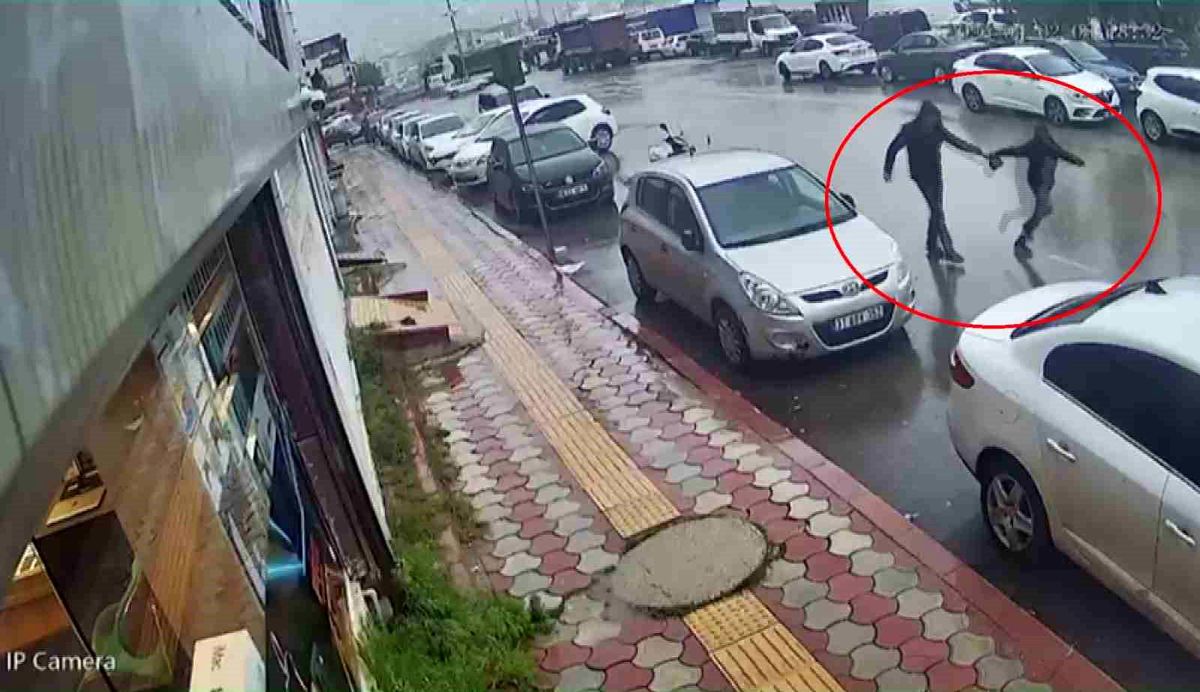 Kuyumcunun Kapkaççıyı Yakalamak İçin Gösterdiği Cesaret