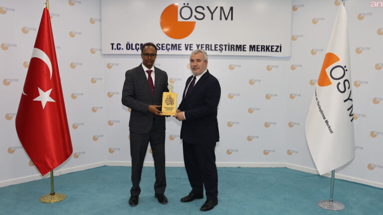 zemzem-universitesi-rektoru-osym-baskanini-ziyaret-etti-yX98UyhZ