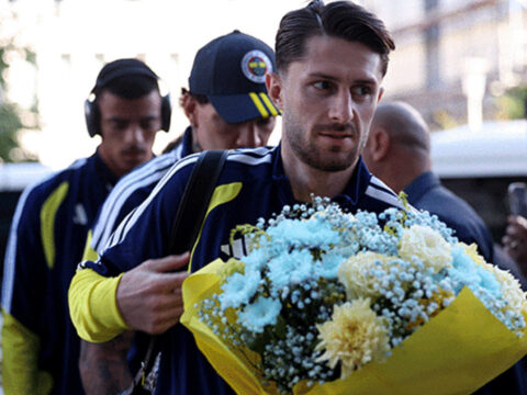 Fenerbahceye polonyada coskulu karsilama aziz yildirim takimi yalniz birakmadi eQxfOOFZ